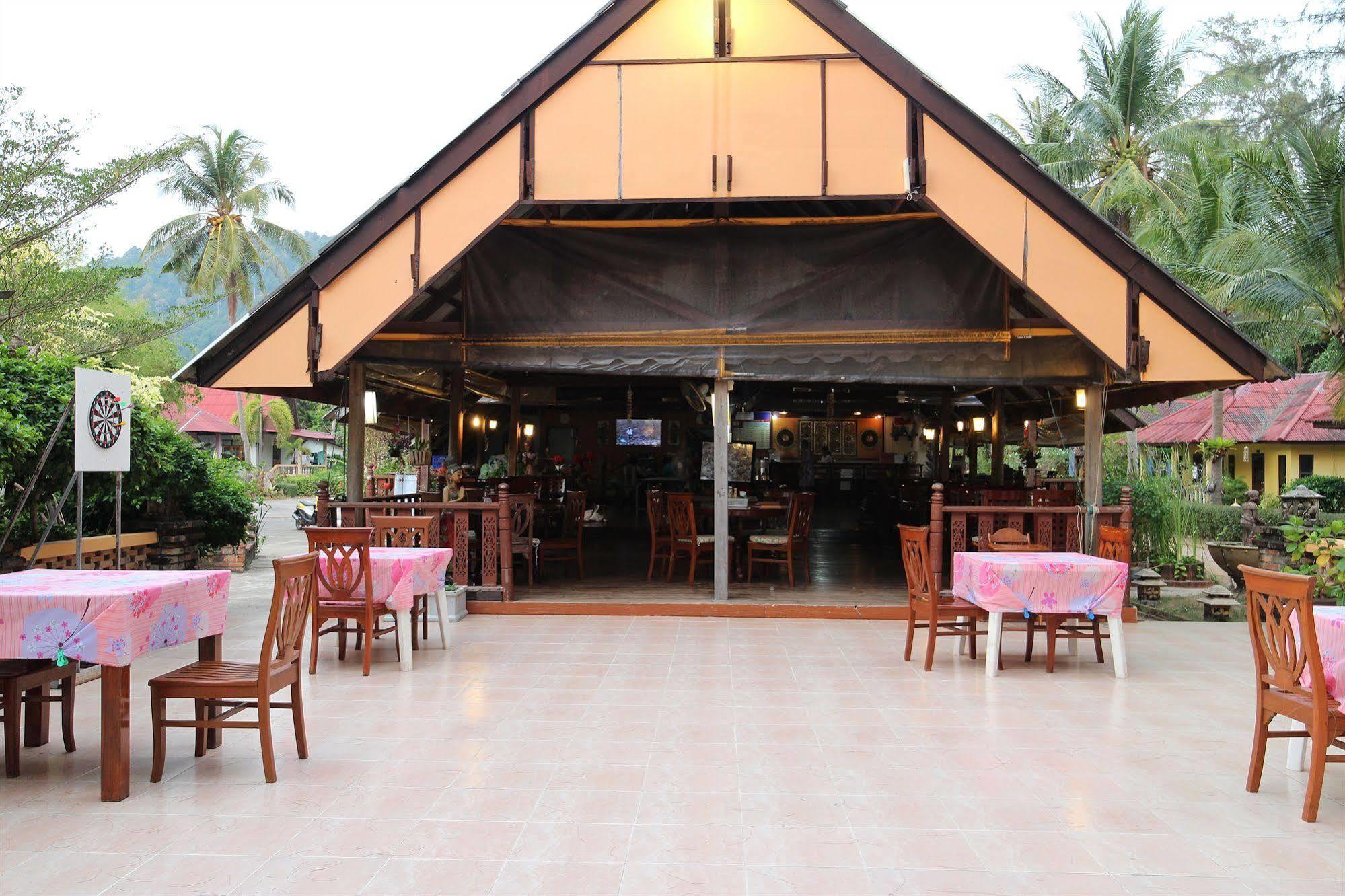 Lanta Villa Resort Ban Ai Dao Exterior foto